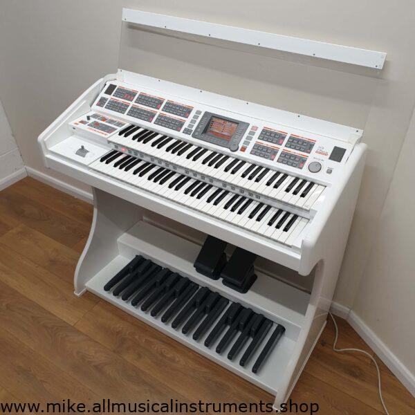 Used Orla Ringway RS1000e Organ In White