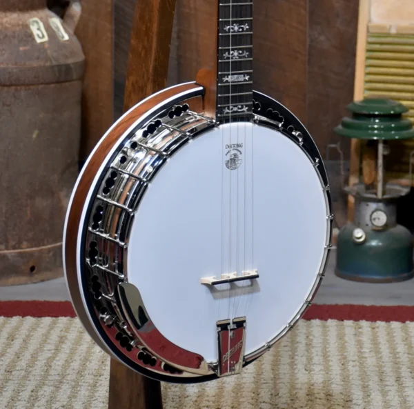 Deering Sierra Mahogany 5-String Banjo with Case