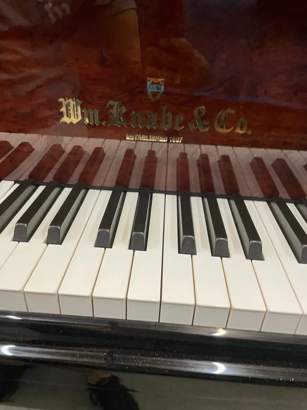 Baby grand piano Knabe size 5’4”, year 2014